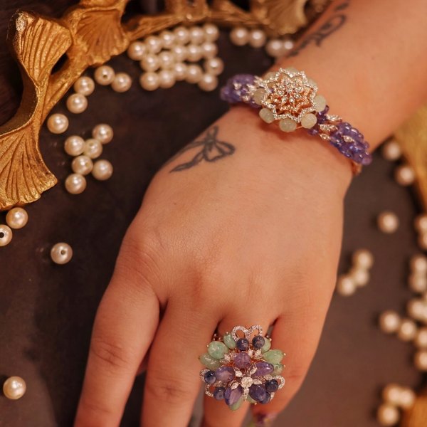 Ring on hand